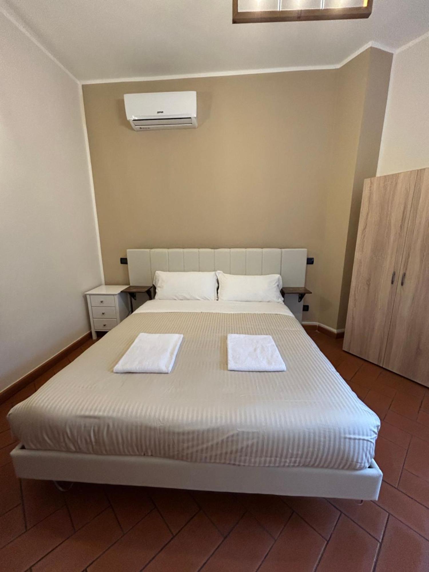 Window To The Tower Bed & Breakfast Pisa Exterior foto